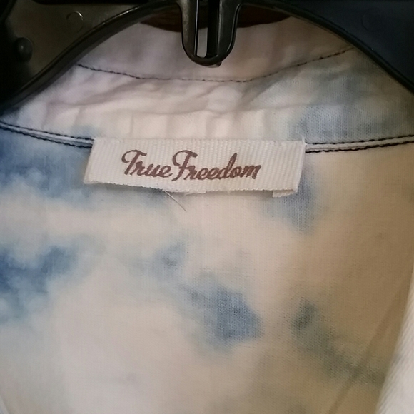 True Freedom blouse - Picture 3 of 8